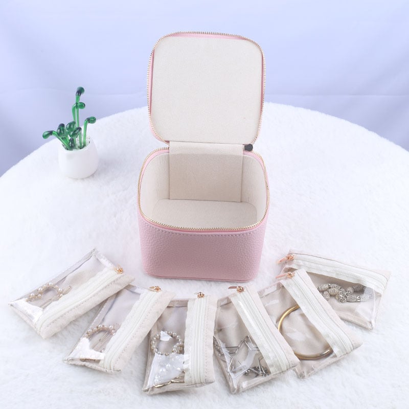 🎁 Portable Jewelry Box for Earrings Necklace Rings