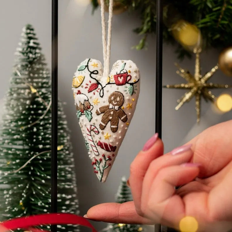 🎄Pre-Christmas Shopping: DIY Heart-Shaped Hand-Embroidered Christ Figures🎅