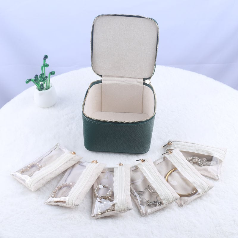 🎁 Portable Jewelry Box for Earrings Necklace Rings