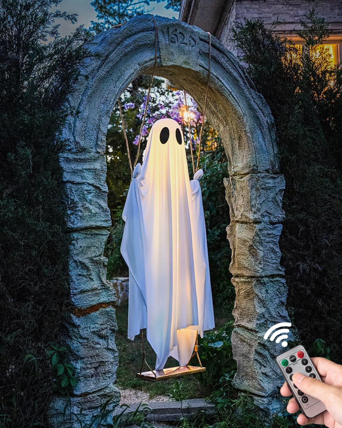 👻 Hanging Ghost Swing Decoration with String Lights🎃