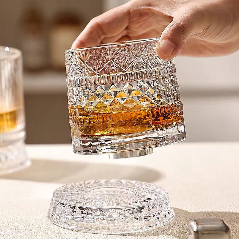 360° Rotating Whiskey Glass Tumbler🍺