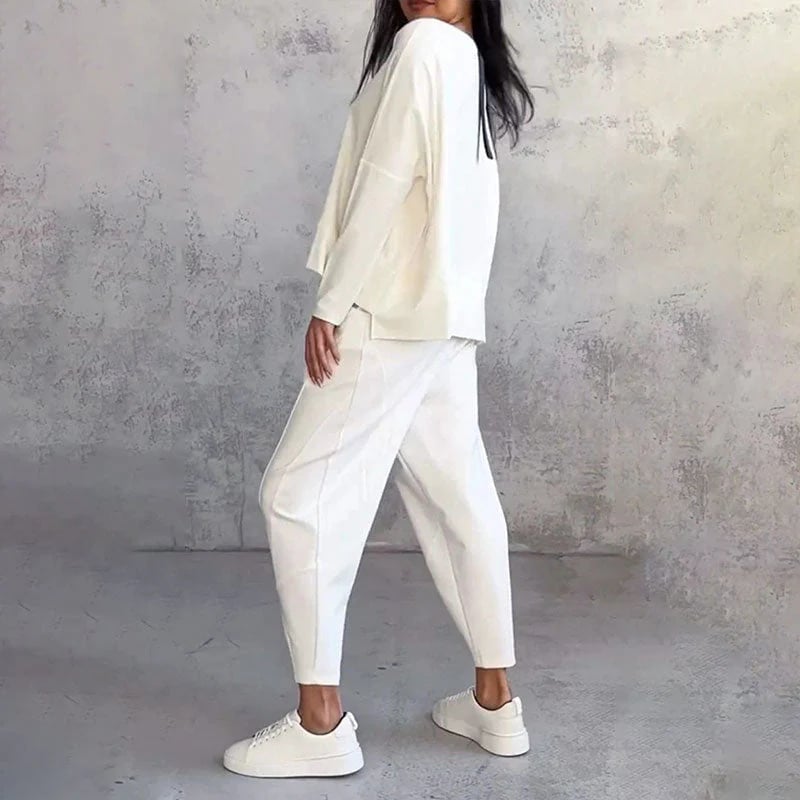 🔥Round-Neck Long-Sleeved Top & Pants 2-Piece Set